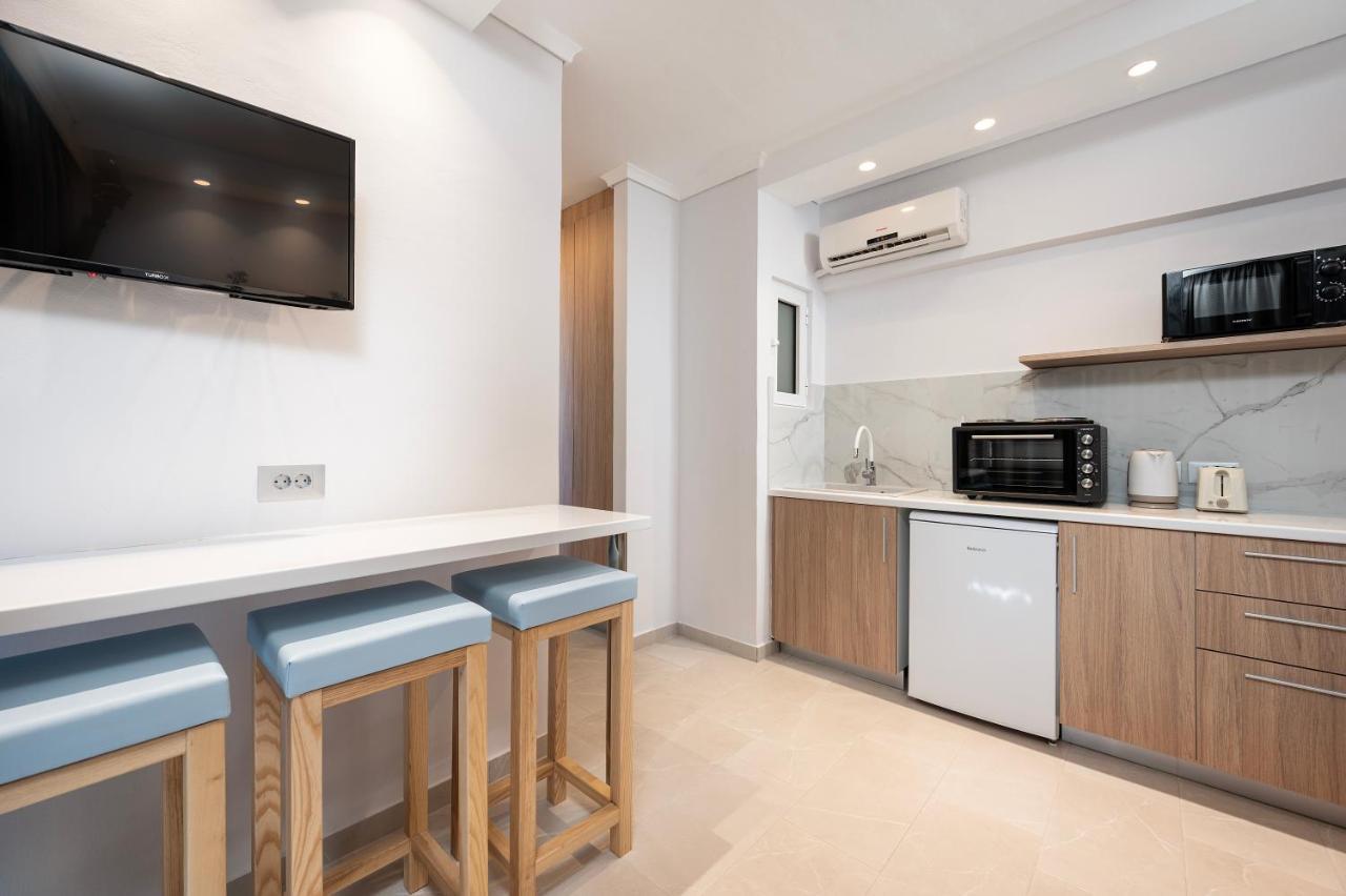 Poseidon Deluxe Apartments 科斯镇 外观 照片