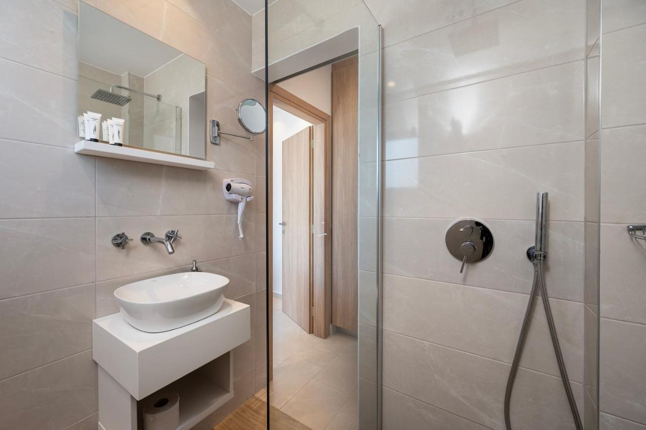 Poseidon Deluxe Apartments 科斯镇 外观 照片