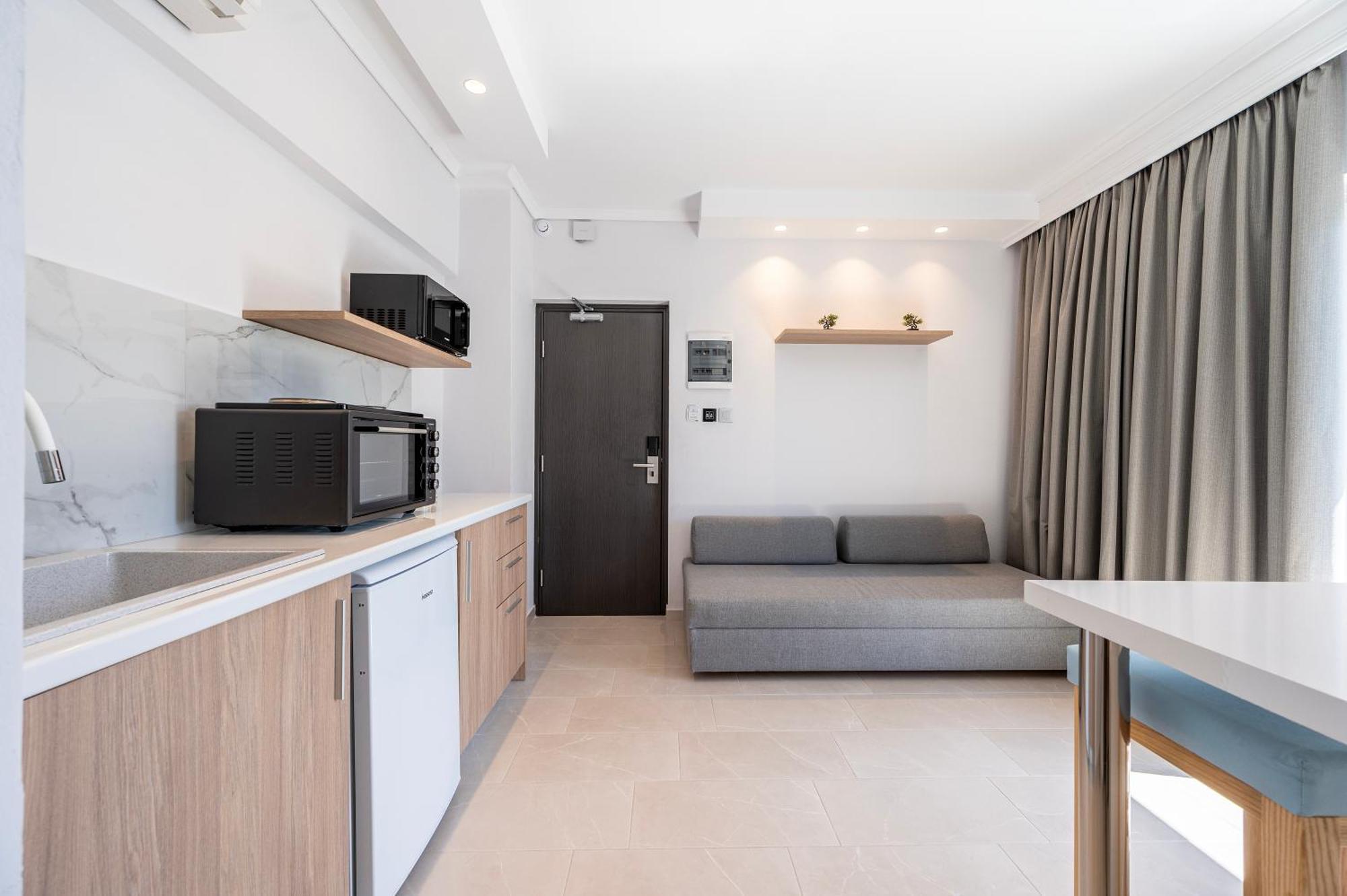Poseidon Deluxe Apartments 科斯镇 外观 照片